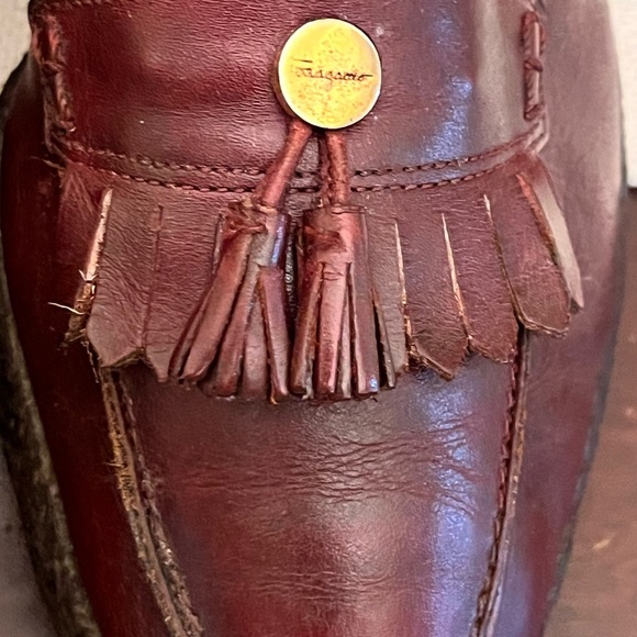 Salvatore Ferragamo Burgundy Leather Loafers W/Tassels Size 6B Vintage Vibe Chi - Picture 6 of 12